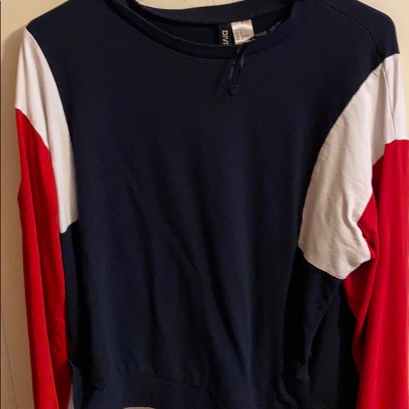 Long sleeve, multicolored, crop top! - Picture 2 of 3